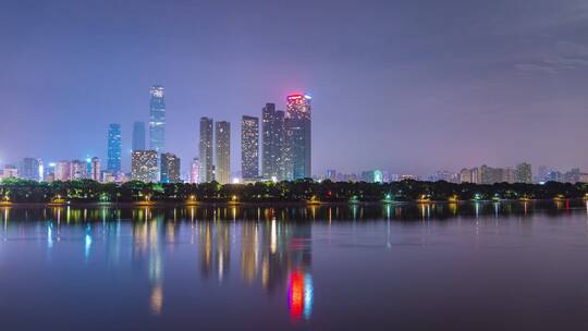 长沙湘江五一商圈国金中心海信广场夜景