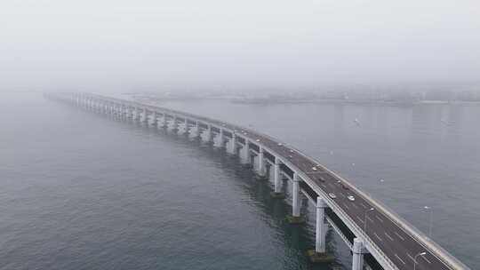 大连跨海大桥阴天