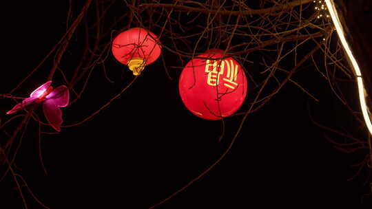 新年灯笼装饰过年春节喜庆氛围夜景视频素材模板下载