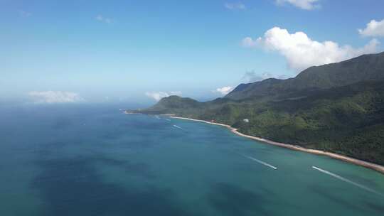 4K航拍深圳大鹏海岸线碧海蓝天