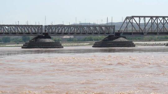 黄河洪水视频素材模板下载