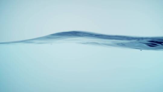 水滴在白水中的运动视频素材模板下载