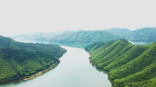 浙江湖州安吉赋石水库小杭坑露营地航拍