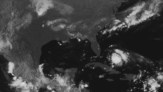 飓风穿越加勒比海时的天气图视频素材模板下载