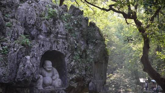 杭州灵隐寺飞来峰塑像