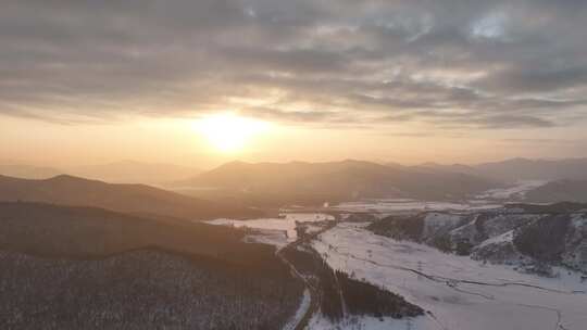 航拍山区山林雪景暮色