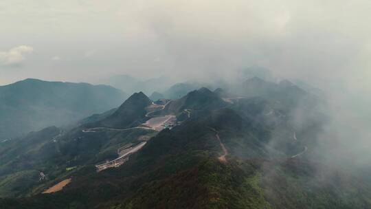 山川山脉云雾流动