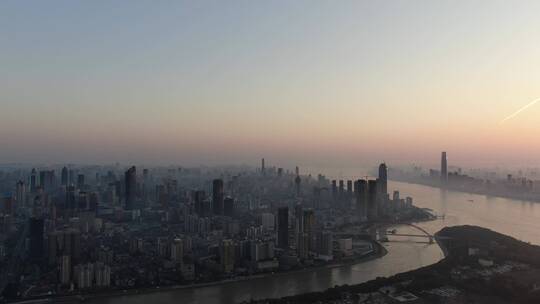航拍湖北武汉城市清晨日出彩霞迷雾