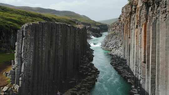 河流，岩石形成，悬崖，峡谷