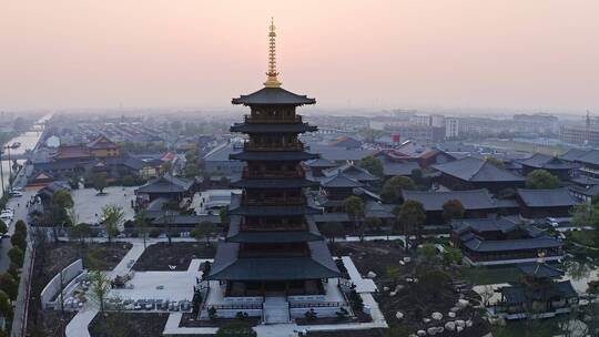 中国传统文化寺庙建筑宝山寺