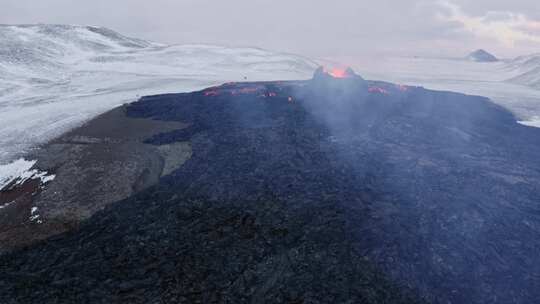 火山，喷发，熔岩，烟雾