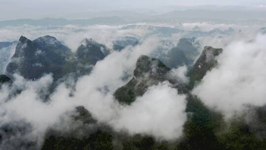 桂林鸟瞰图大山群山云南云雾