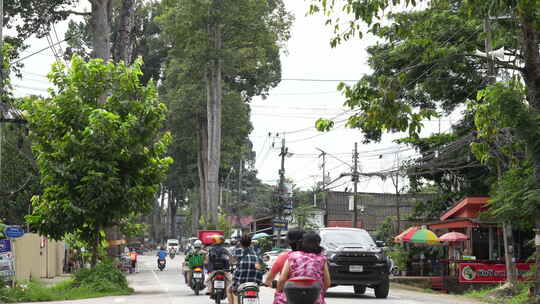 泰国清迈曼谷城市郊外郊区车辆汽车道路
