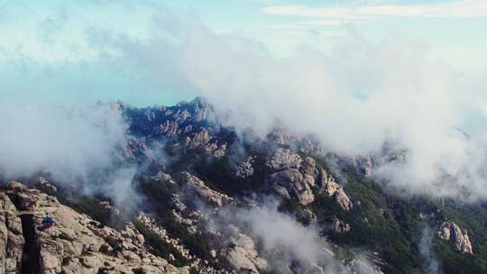 航拍青岛崂山巨峰海上名山