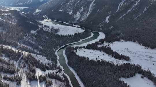 新疆北疆阿勒泰喀纳斯冬季雪景童话世界航拍