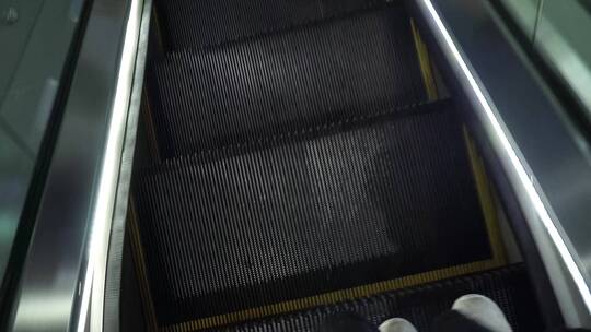 电梯滚梯扶梯机械结构视频素材模板下载
