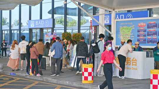 海南三亚西岛风景区游客旅游治愈唯美镜头