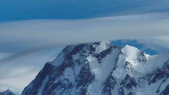 新疆天山天池4K航拍视频素材模板下载