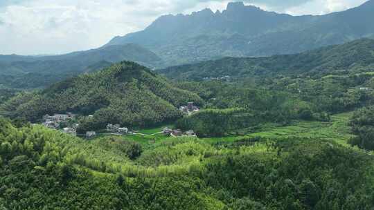 山峰群山脉风景江西省上饶市广信区灵山航拍