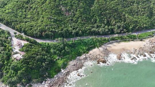 海边唯美公路航拍大海海洋礁石海浪