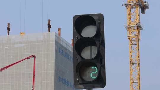 街道路口交通红绿灯指示灯