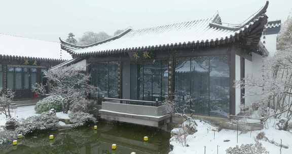 武汉东湖梅园雪景风光