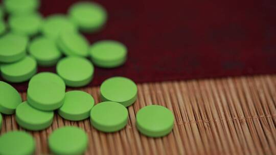 绿色药品维生素药片