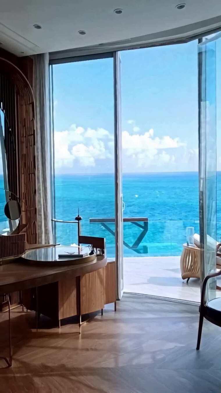 海景房室内窗外海景视角