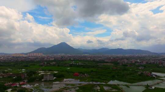 莆田木兰溪城市与山水风光航拍全景