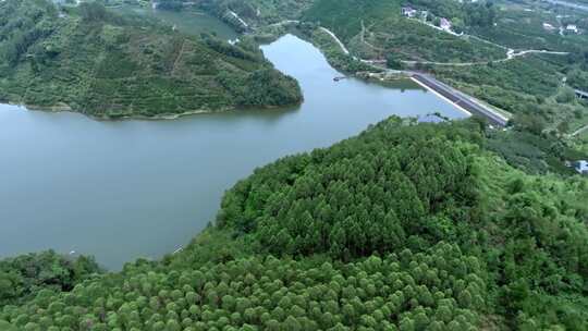 高清航拍四川眉山彭山龚家堰水库湖自然风光