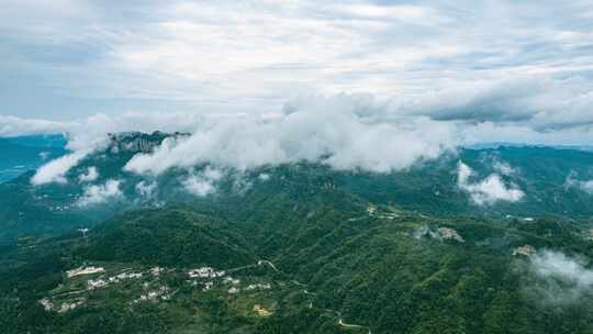 8K震撼长江三峡云雾缭绕延时