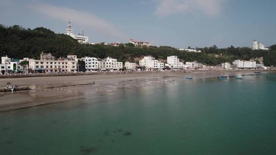 广西北海涠洲岛南湾街海鲜市场大海航拍大片