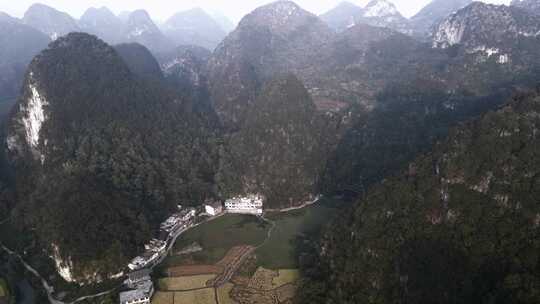 航拍贵州安顺龙宫景区祖国大好河山自然风景