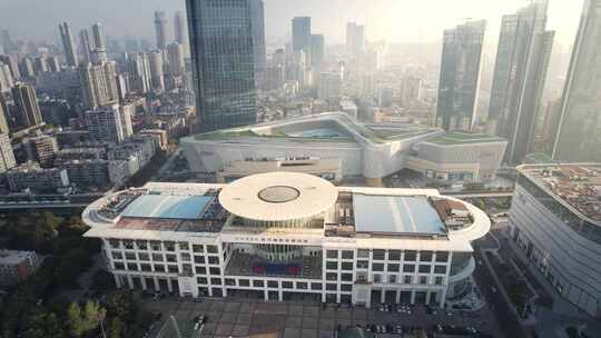 武汉国际会展中心地标建筑多角度4k航拍