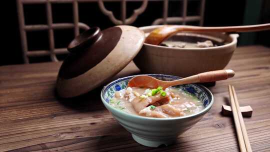 四川美食川菜猪蹄蹄花汤