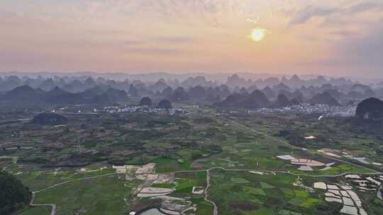 桂林山水喀斯特地貌航拍中国