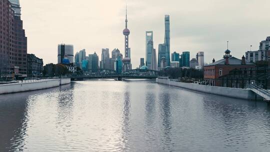 上海外百渡桥航拍视频素材模板下载