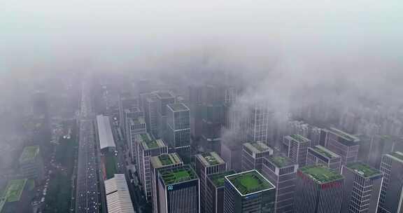 雨天高楼穿云航拍