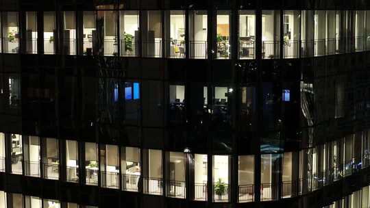 城市写字楼加班夜景航拍