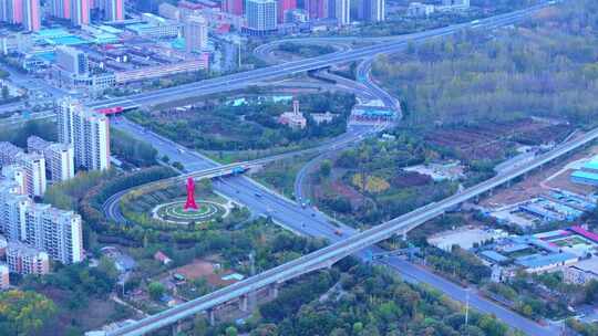航拍枣庄新城高速路入口段双子星城市发展