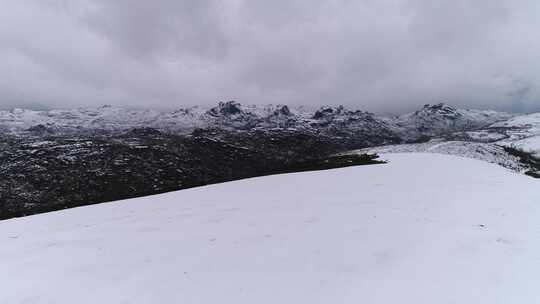 雪山风光