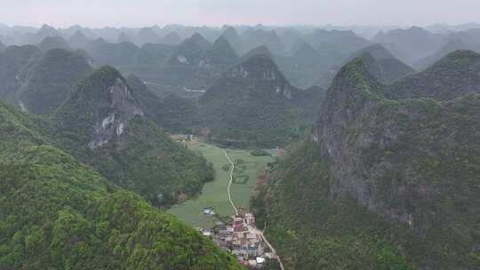 贵州安顺龙宫景区万峰林自然风光航拍