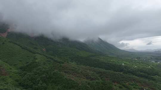 蓟州区山区附近雨后航拍