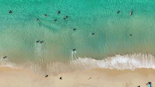 美丽的普吉岛海滩沙滩浪花海浪航拍