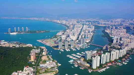 4K三亚市区航拍高空航拍三亚城市游艇码头