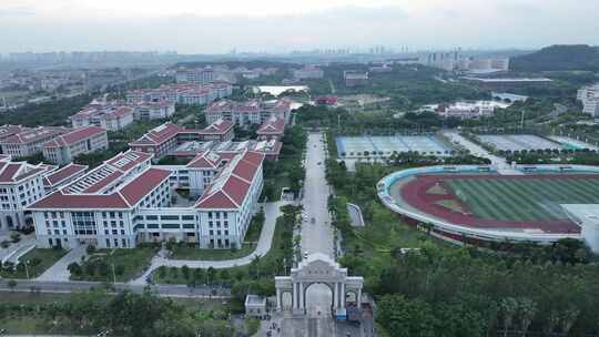 厦门大学航拍校园建筑风光学校风景教学楼