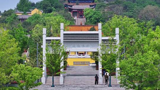 航拍春天徐州云龙湖风景区兴化禅寺