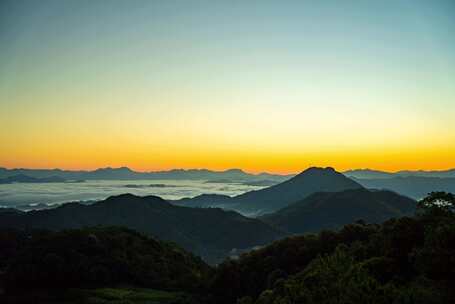 大山日出延时 云海森林