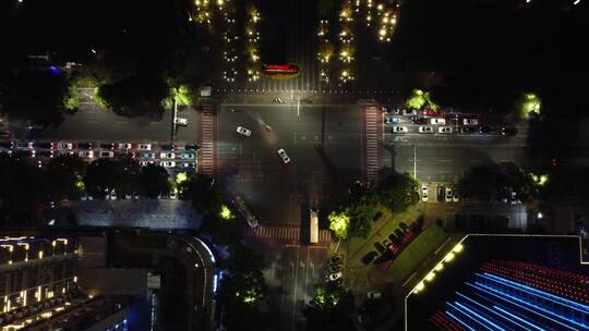 俯拍武汉城市夜晚交通