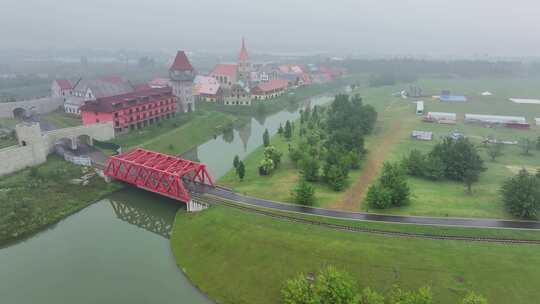 河南洛阳洛水昌谷景区旅游童话小镇云雾朦胧